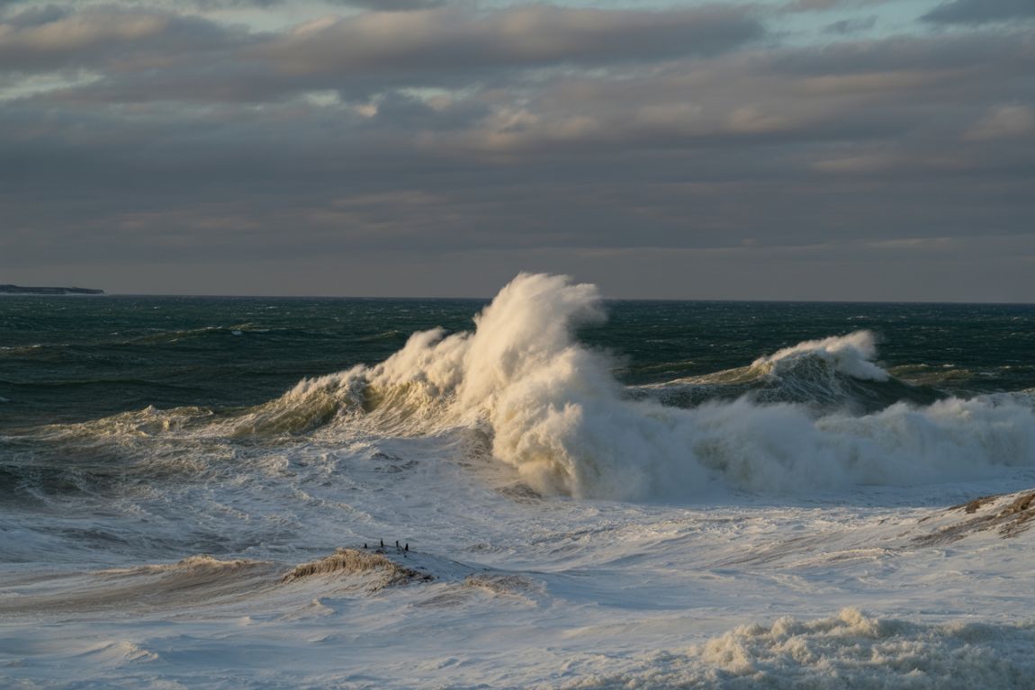 Gale Warning Issued In Michigan, US: Strong Winds, High Waves To Impact Tourists And Mariners This November!