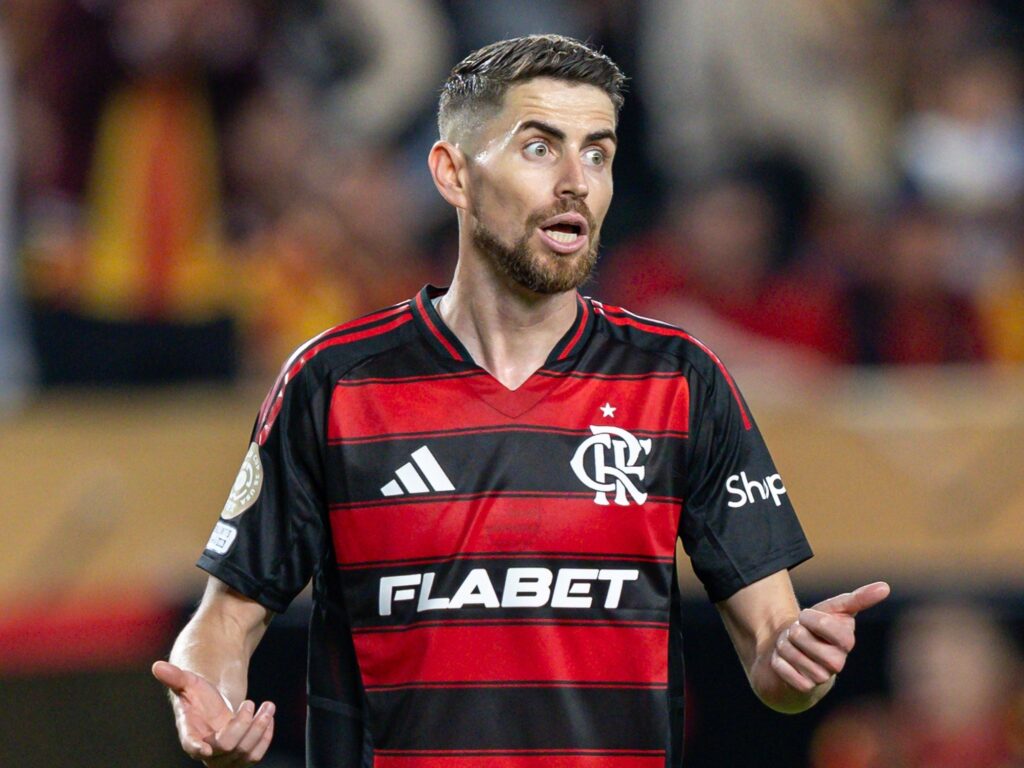 Jorginho no Flamengo: sequência impressionante reforça papel do meio-campo na reta final
