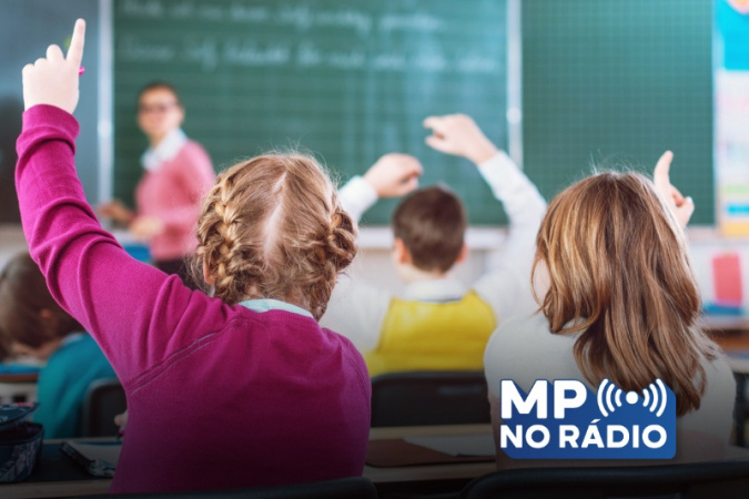 Entrevista da semana fala de matrículas escolares e dos direitos dos alunos das redes pública e particular de ensino