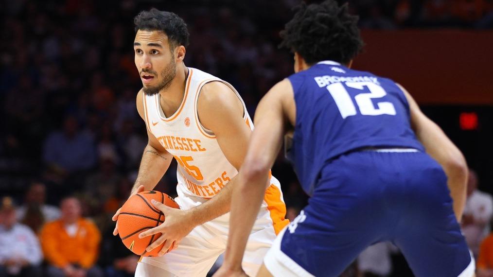 HOOPS CENTRAL: #20/17 Tennessee vs. Tennessee State