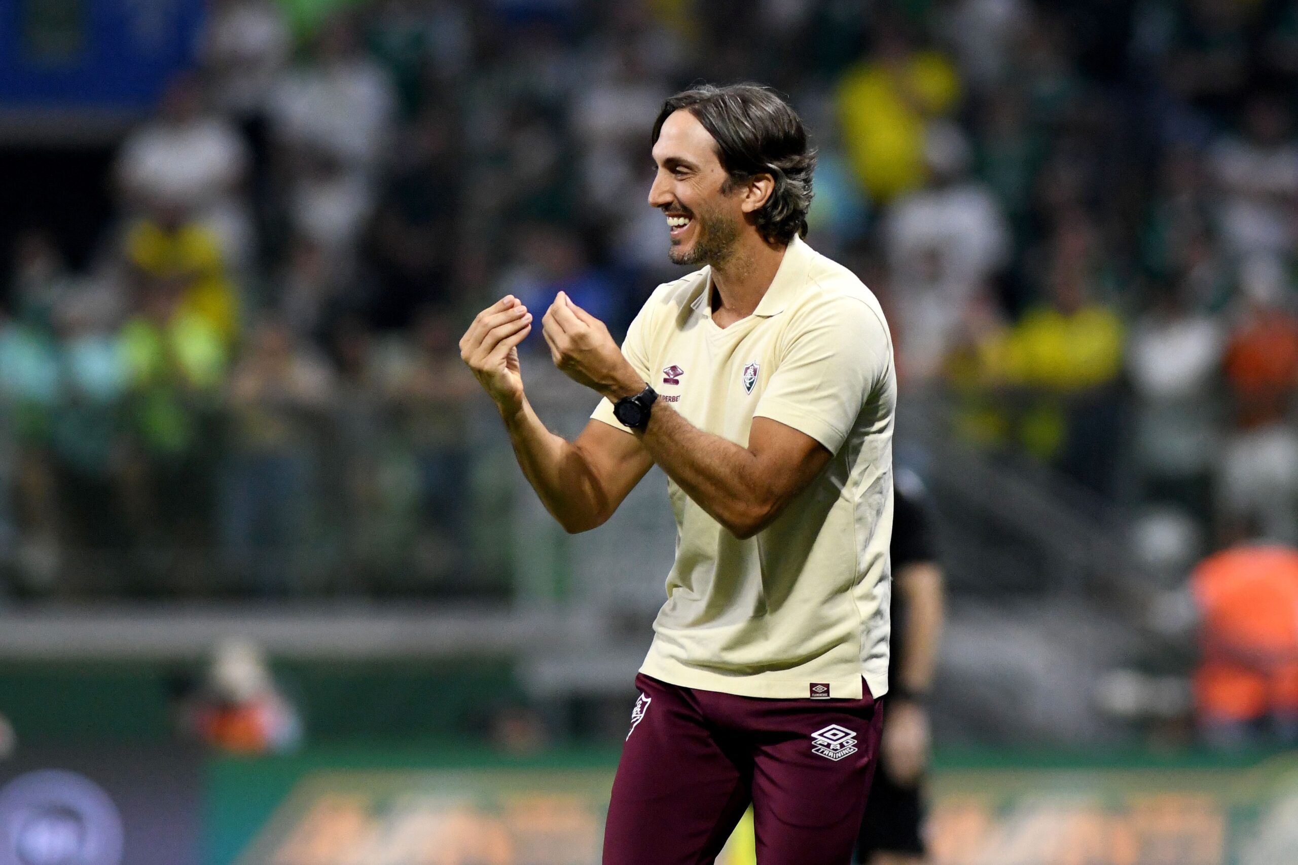 Zubeldía vai reencontrar o São Paulo em melhor momento pelo Fluminense