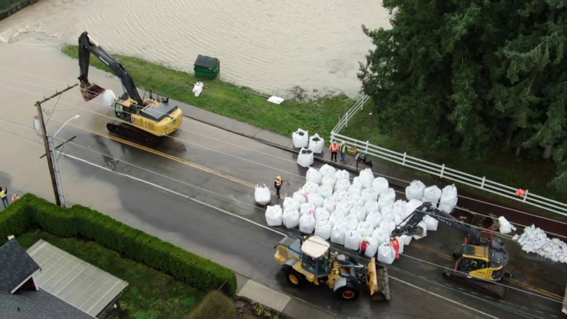 Levee failure on White River prompts ‘Go Now’ evacuations in Pacific