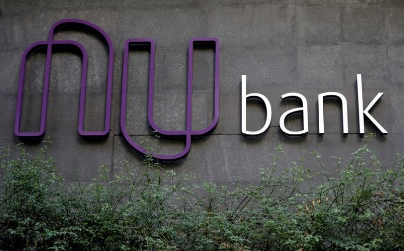 Nubank pretende obter licença bancária no Brasil em 2026
