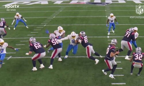 NFL: Sob olhar do presidente da Fifa, Patriots batem os Chargers no Wild Card e encerram jejum nos playoffs