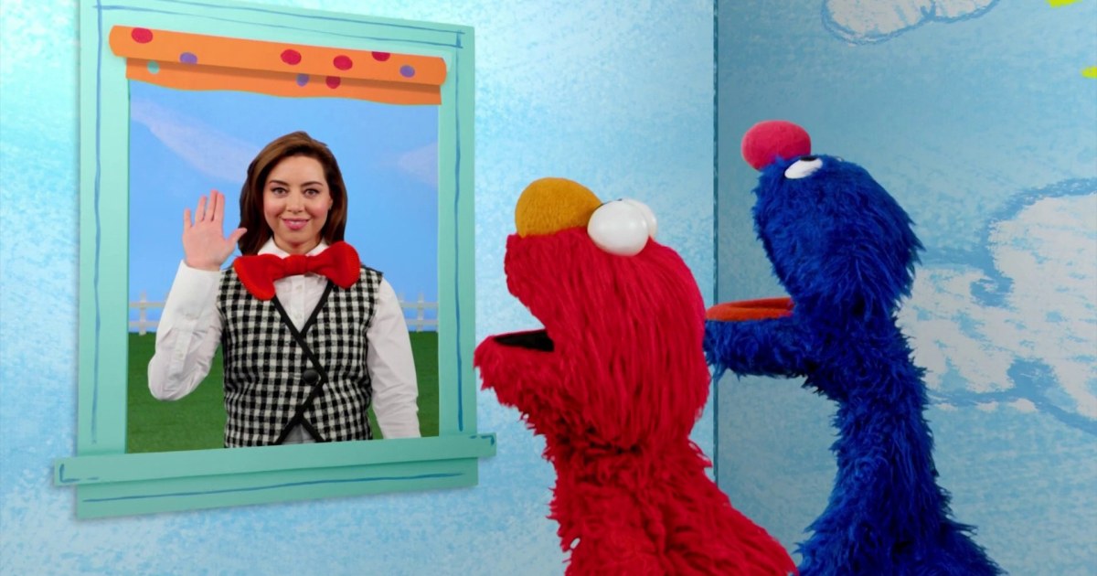 Get a First Look at Aubrey Plaza in New ‘Sesame Street’ Special