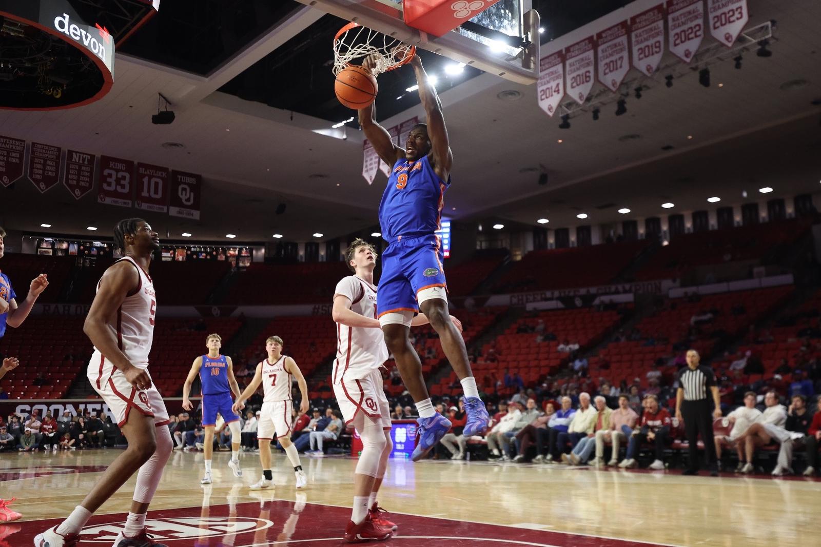 Gators Roll Over Sooners on the Road