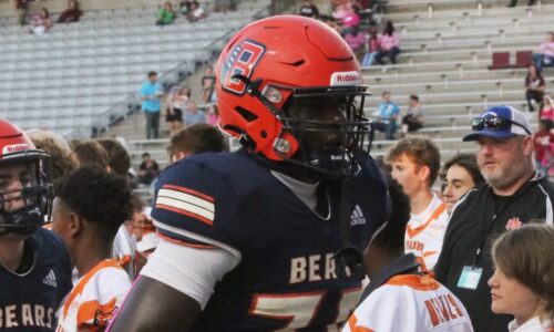 Texas snags Texas A&M portal OT Jonte Newman