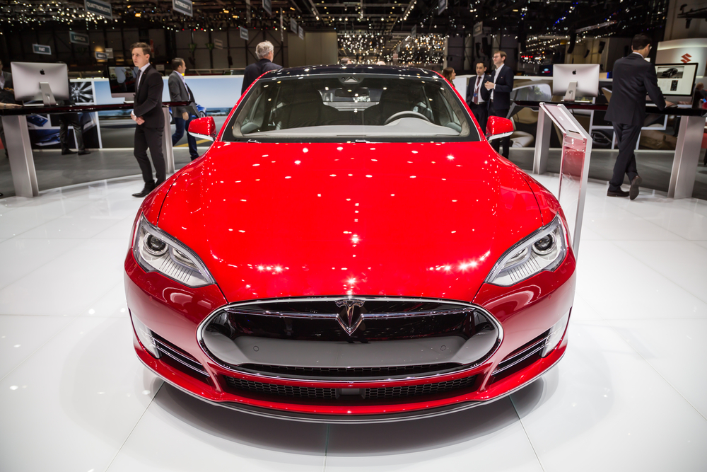 UBS’ Tesla (TSLA) Coverage is “Sad,” Says Jim Cramer