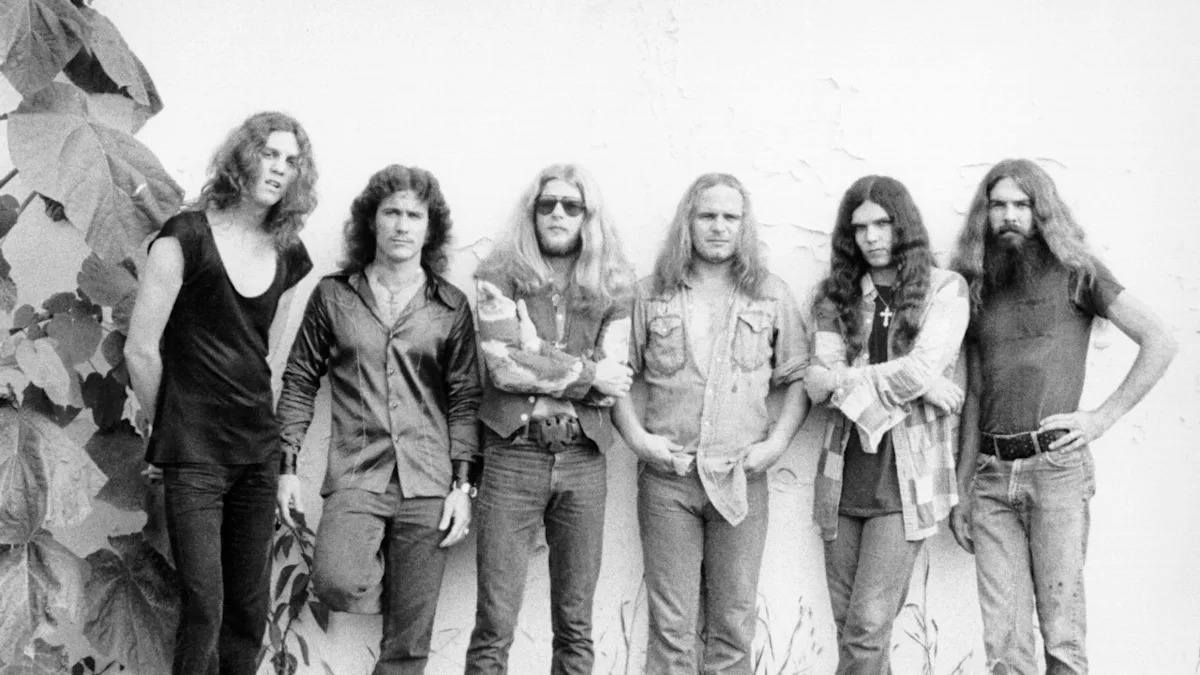 These Rock Legends Are Touring Again in 2026 and Fans Are Already Planning