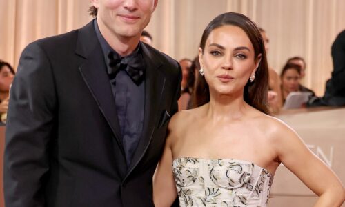 Mila Kunis, Ashton Kutcher Red Carpet Date
