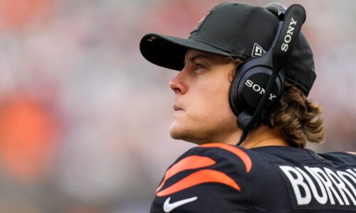 What Joe Burrow said to Shedeur Sanders after face-off in finale
