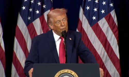 What is U.S. President Donald Trump’s approval rating in January 2026?