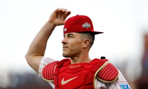 What’s the Phillies’ plan if J.T. Realmuto moves on? Here are some options.