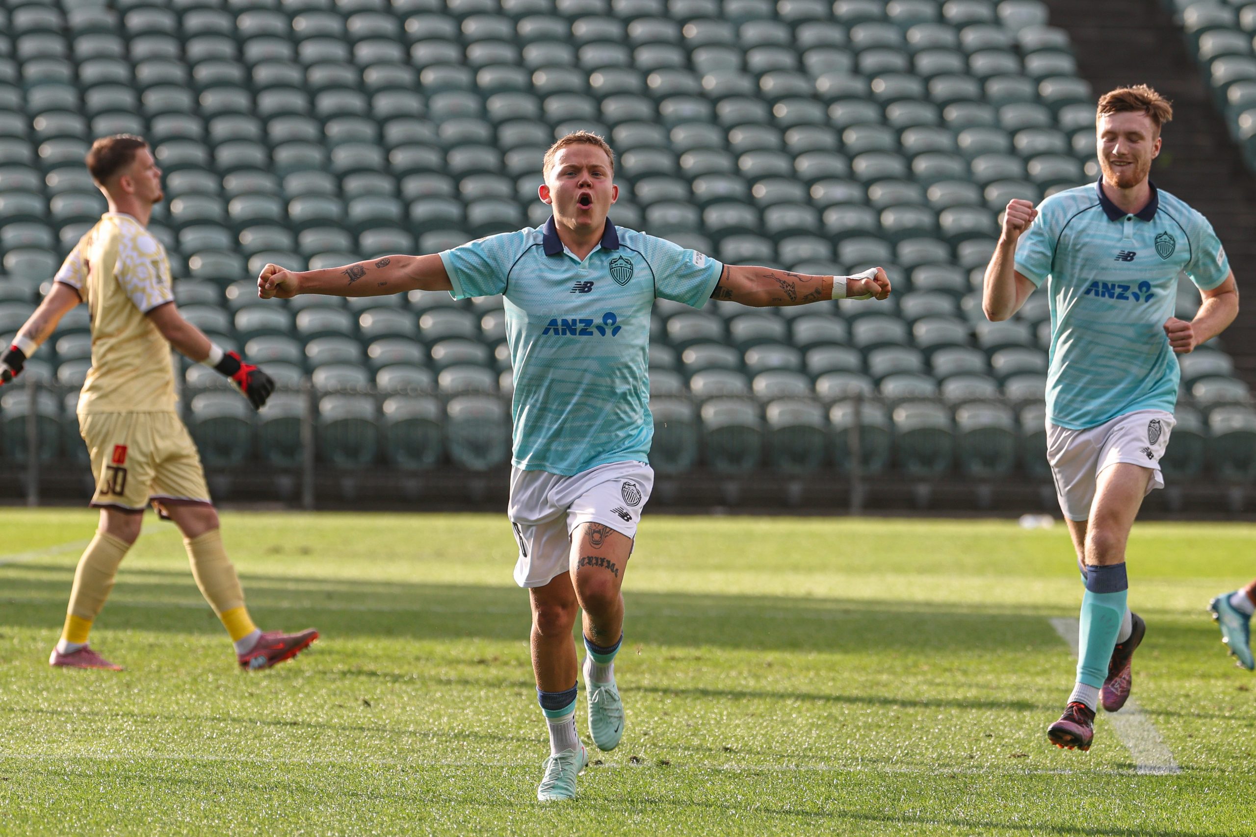 Auckland FC battle to complete 100% Round 1 record