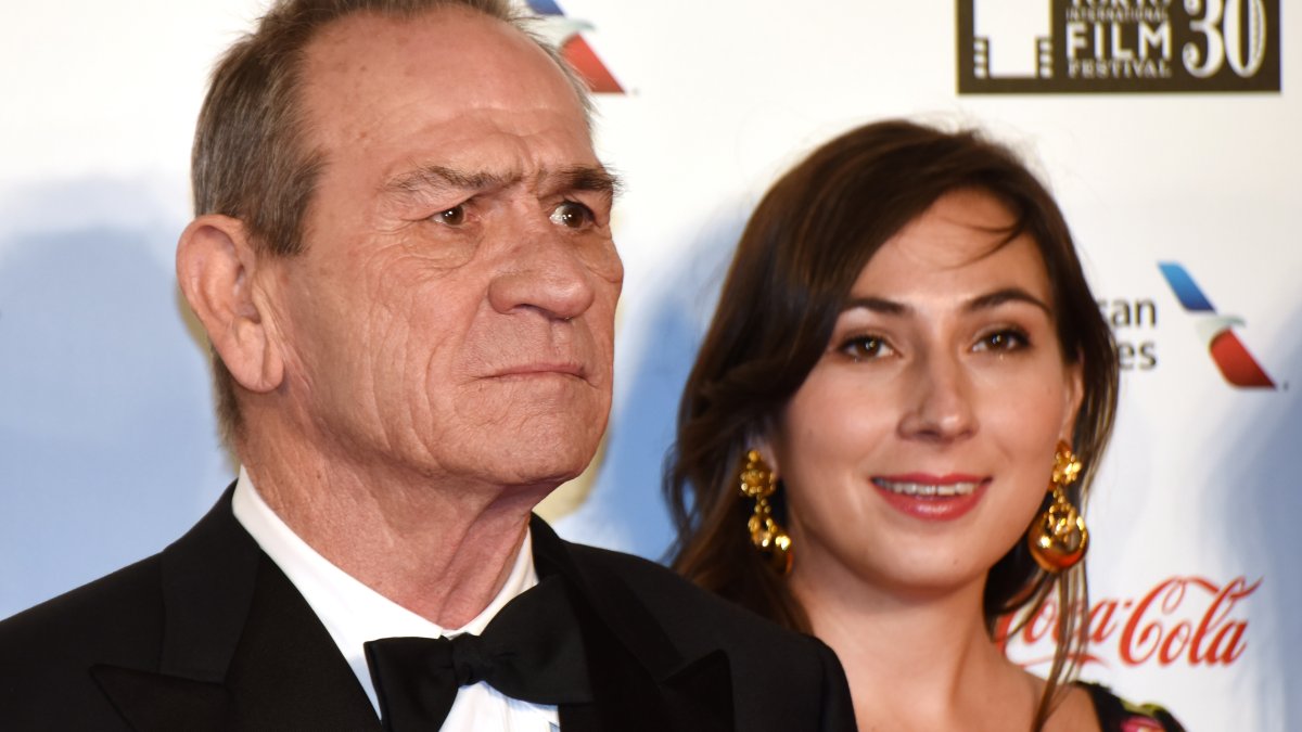 Woman found dead at SF Hotel believed to be daughter of actor Tommy Lee Jones – NBC Bay Area