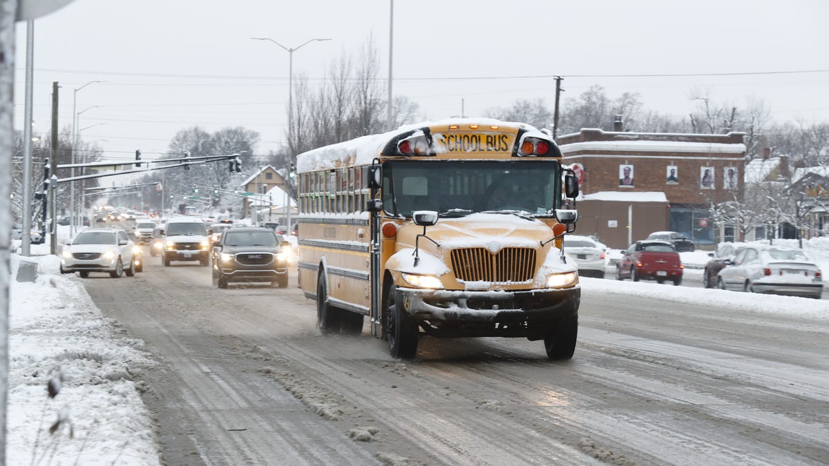 Indianapolis-area school closures and delays for Thursday, Jan. 29