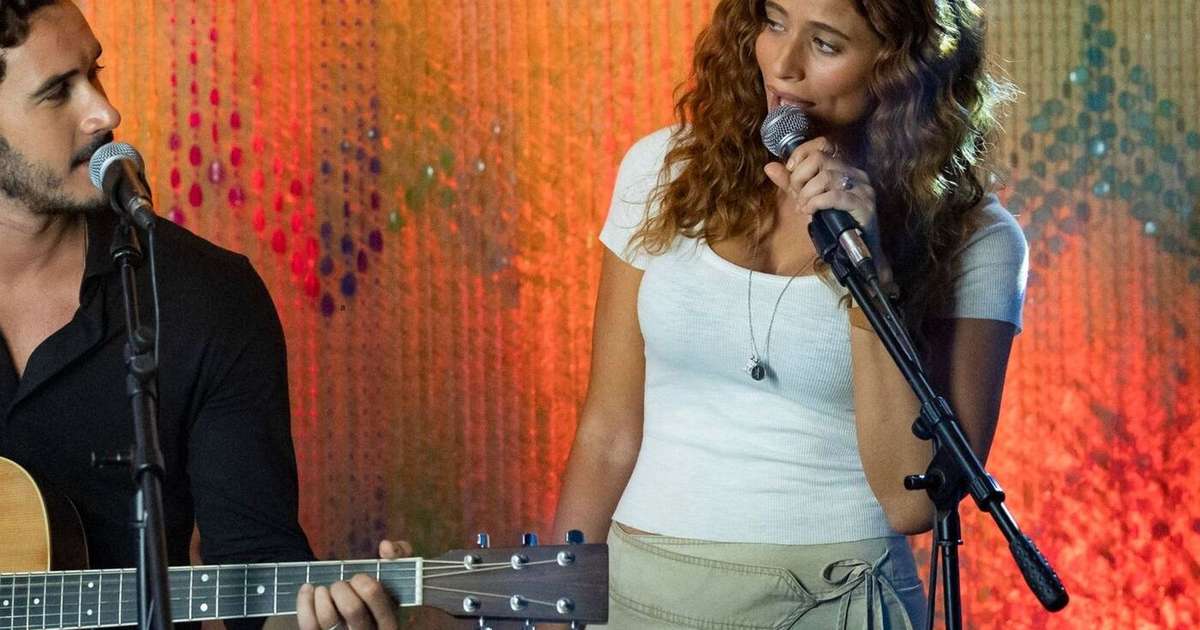 Isadora Cruz canta de verdade em ‘Coração Acelerado’? Atriz acaba com mistério de quem é a voz de Agrado na novela das sete da Globo