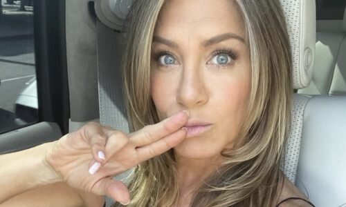 Jennifer Aniston Considering Adoption After ‘Hypnotist’ Beau Jim Curtis Reawakens Motherhood Dreams: Report