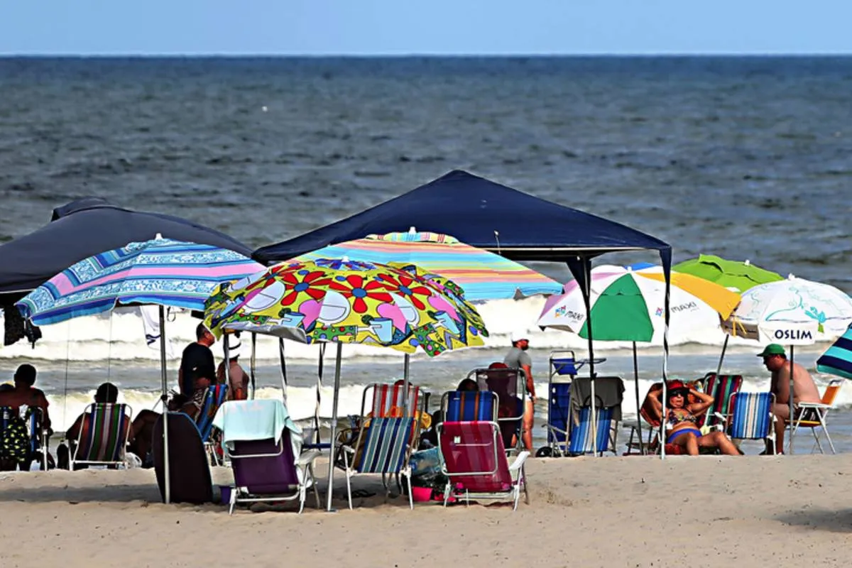 Matinhos intensifica fiscalização na areia
