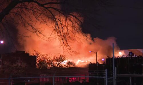Milwaukee U-Haul storage facility fire; crews battle 5-alarm blaze