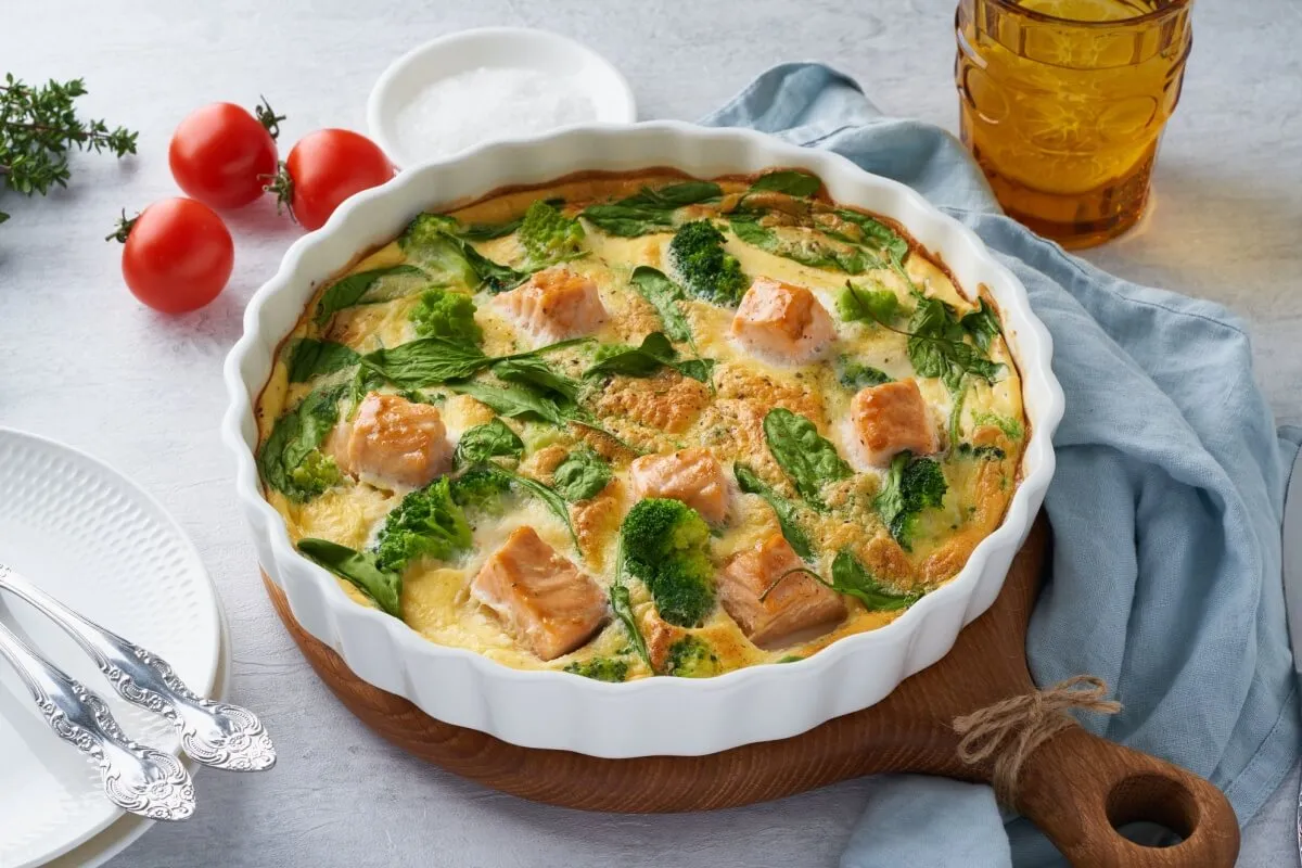 Omelete de forno: 5 receitas leves e ricas em proteínas para o almoço