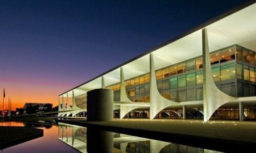 Retroativo de benefícios a servidores: Lula tem até hoje para sancionar lei