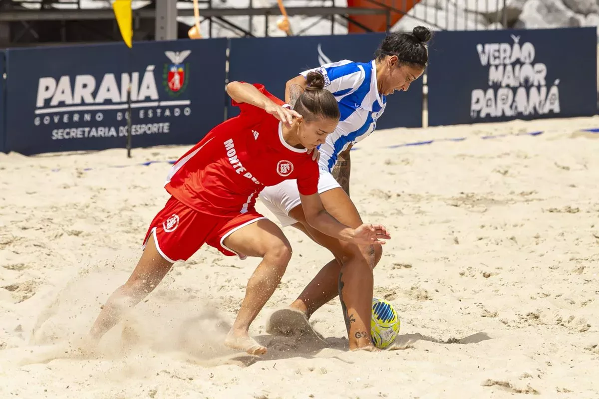 Paraná sedia etapa do Circuito Brasileiro de Beach Soccer