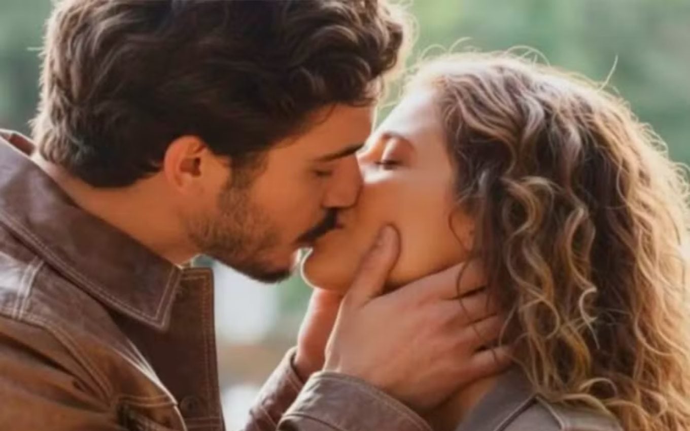 Romance com João faz Agrado faz vida de Agrado virar inferno em Coração Acelerado · Notícias da TV