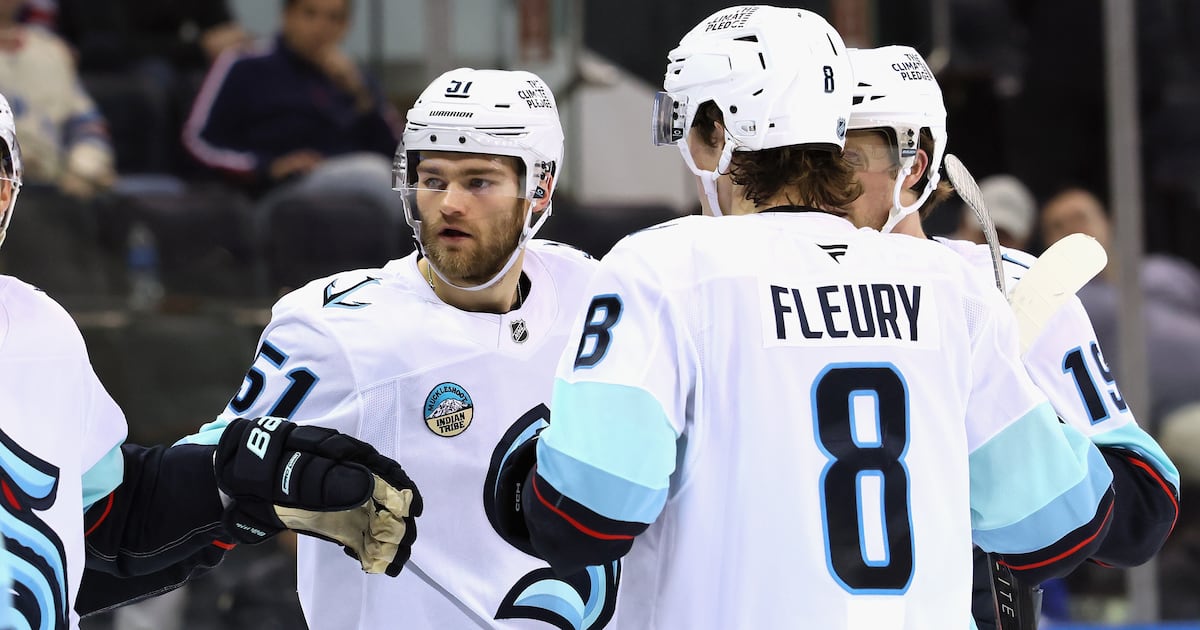 Seattle Kraken listening on former No. 4 pick Shane Wright ahead of NHL trade deadline