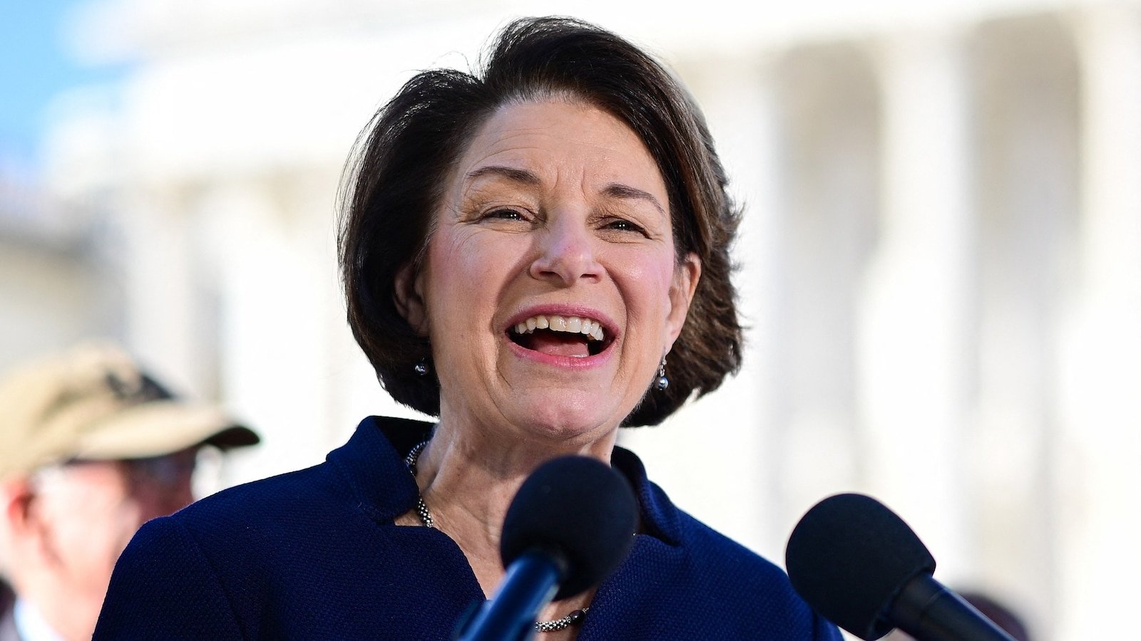 Sen. Amy Klobuchar announces run for Minnesota governor amid immigration turmoil