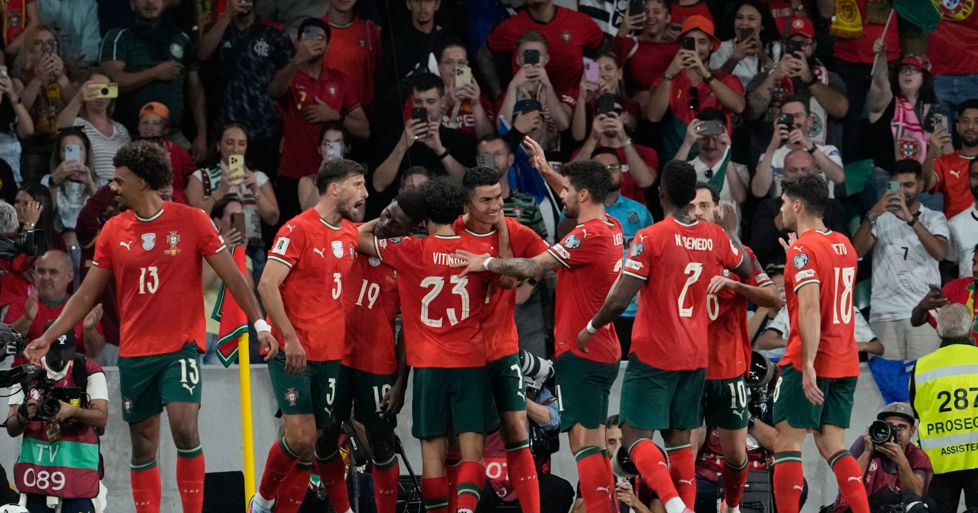 TAP vai ser a transportadora oficial de Portugal nos Mundiais 2026 e 2030