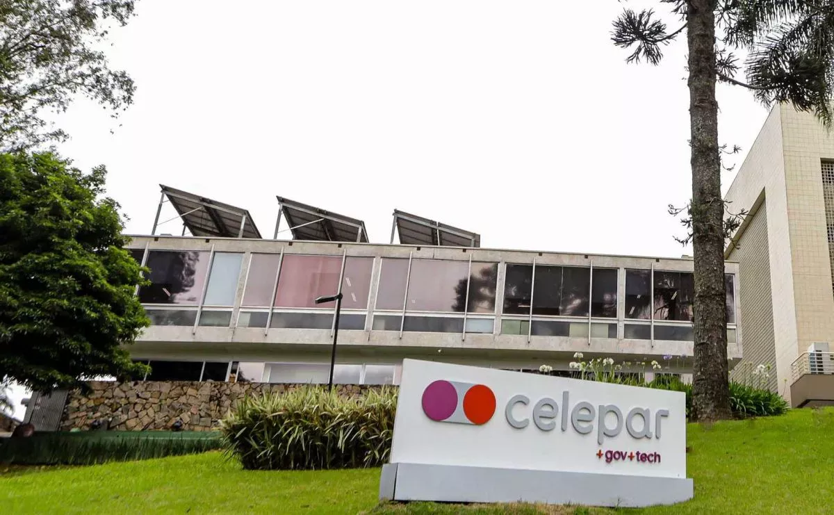 Tribunal de Contas libera processo de privatização da Celepar