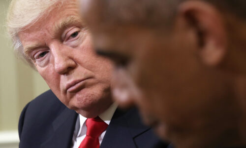 Trump renews ridiculous offensive against Obama, calls for Democrat’s ‘arrest’