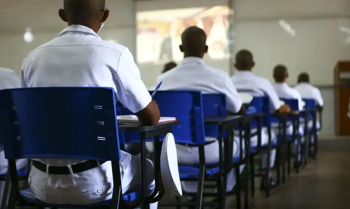 Alistamento militar de 2026 começa nesta quinta pra homens e mulheres