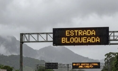 Acidente grave bloqueia BR-277 no Litoral do Paraná