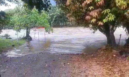 Família arrastada por cabeça d’água é salva por PM em Guaratuba