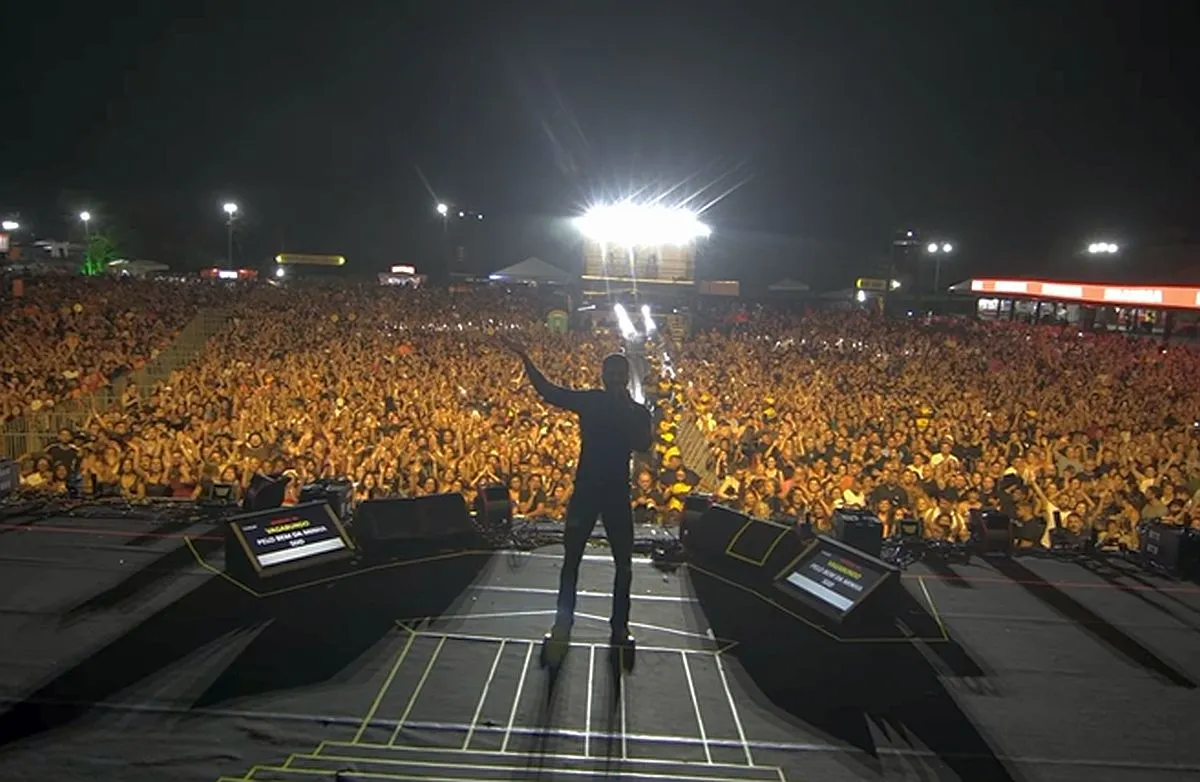 cantor está há 14 anos no TOP 15 Brasil