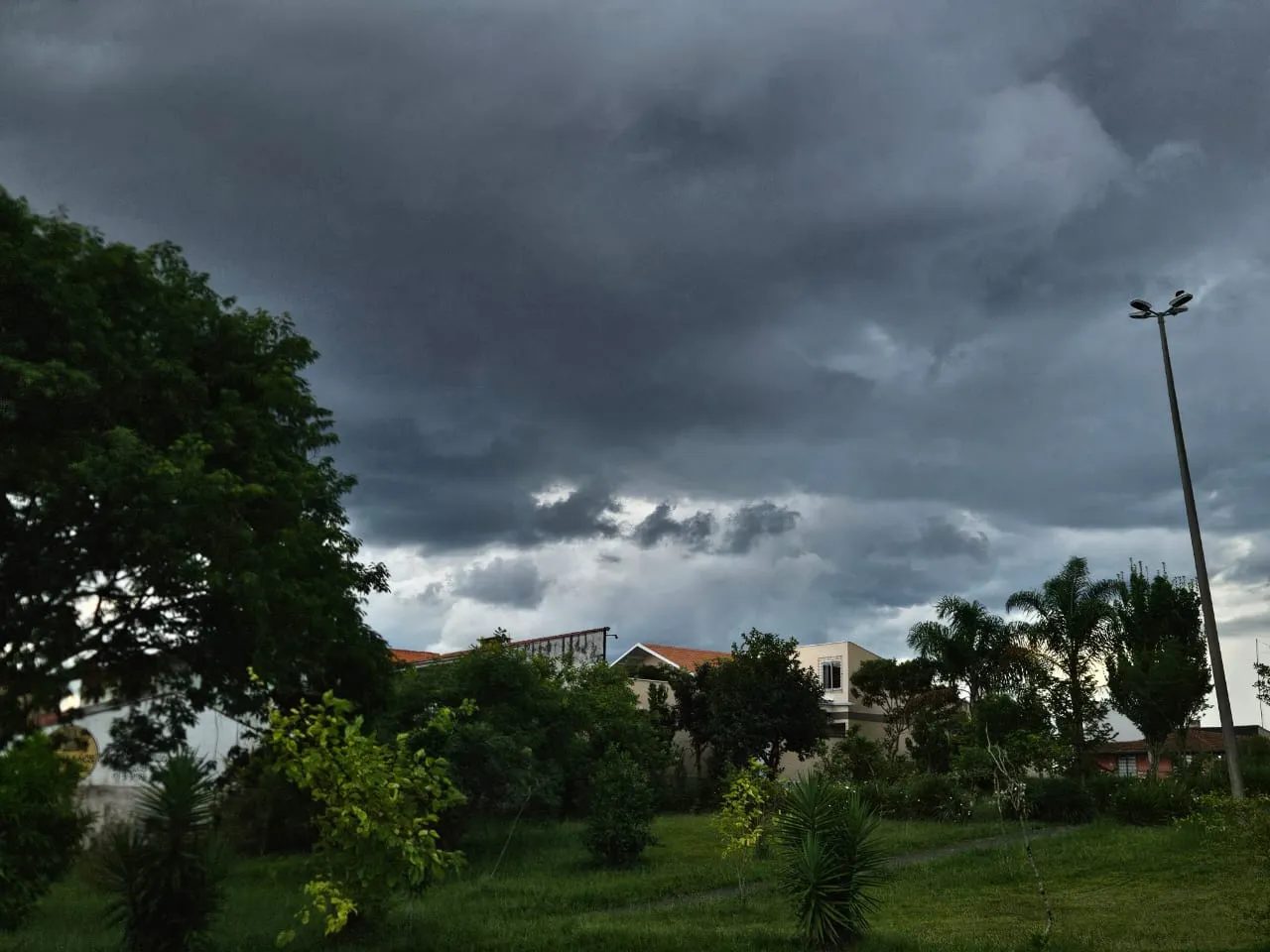 veja a previsão de segunda-feira