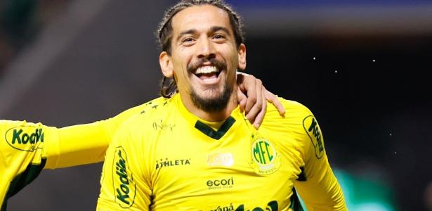 Cruzeiro paga R$ 5,5 milhões e fecha com Chico da Costa, ex-Mirassol