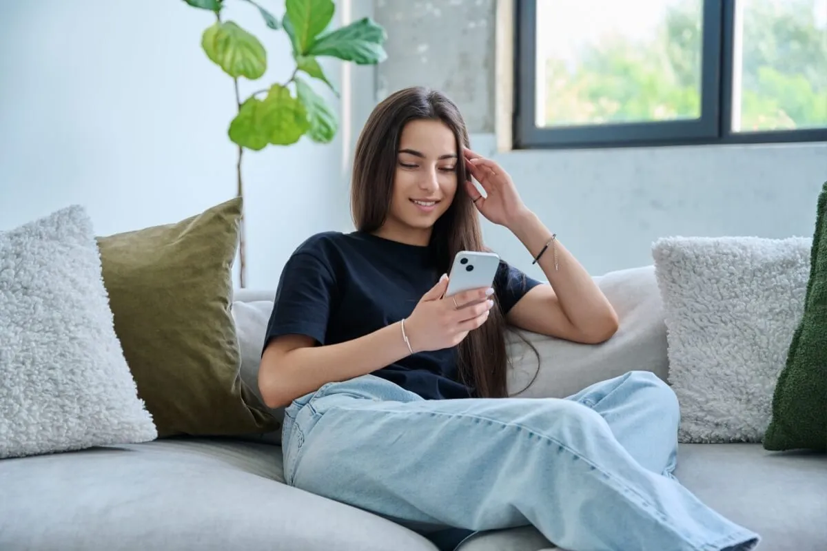 Entenda os efeitos negativos da hiperconexão na saúde mental