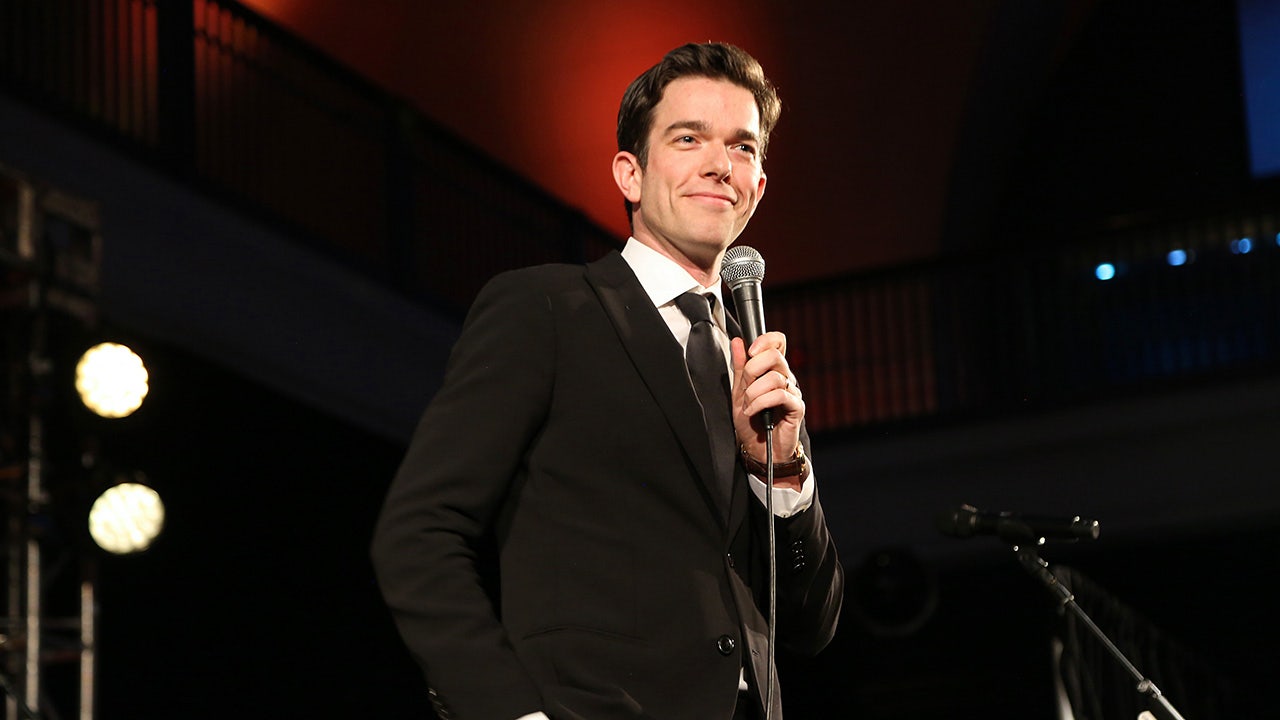 Comedian John Mulaney cancels Minneapolis shows after fatal ICE shooting
