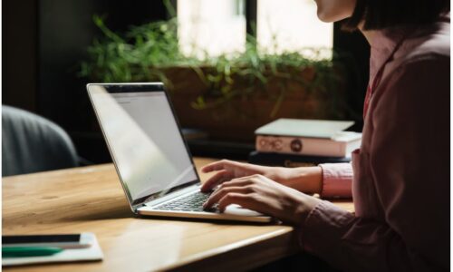 Autoridade não se constrói em um único domínio: como a presença distribuída impacta o SEO?