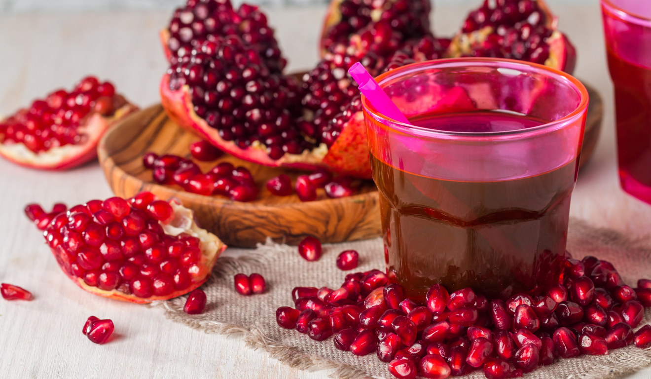 veja simpatia com romã para ter sempre dinheiro