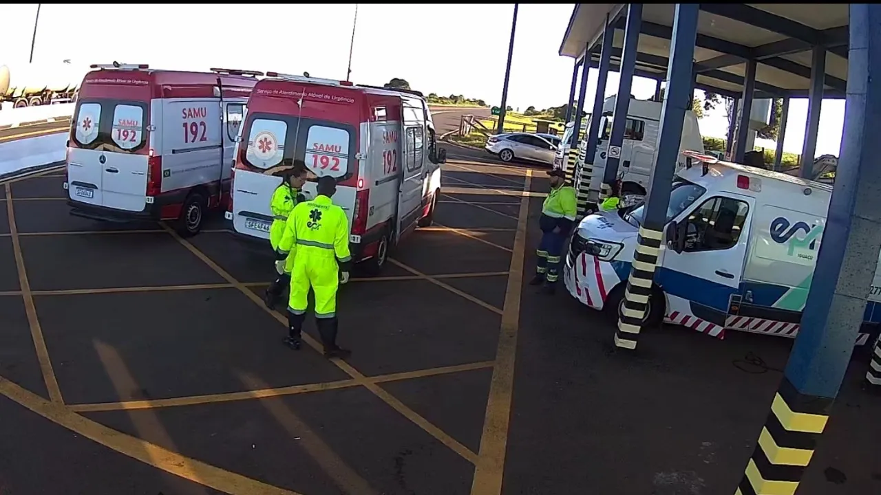 Gêmeos não esperam e mãe tem parto em rodovia do Paraná