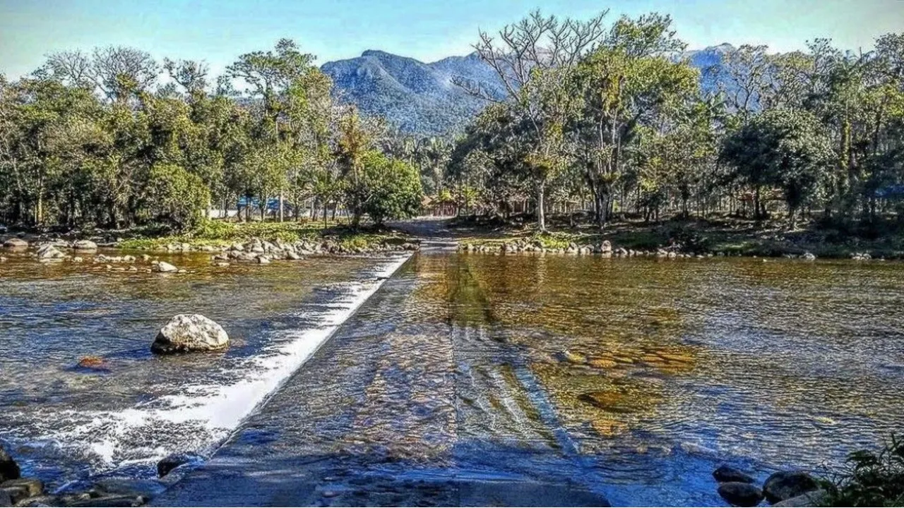 Resgate dramático em rio tem final feliz em Guaratuba