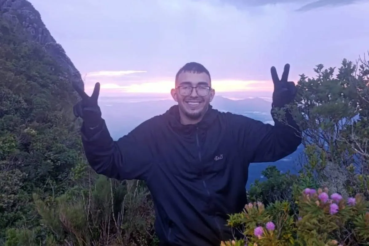 “Foi por Deus”, diz jovem achado no Pico Paraná após andar 20 km em 5 dias