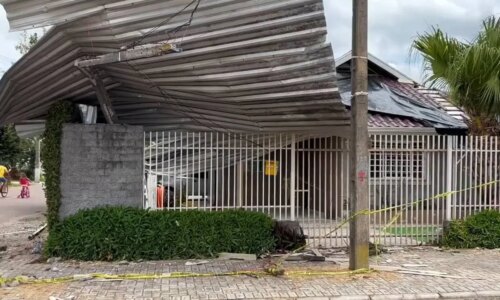 São José dos Pinhais organiza força-tarefa para reduzir danos causados pelo tornado