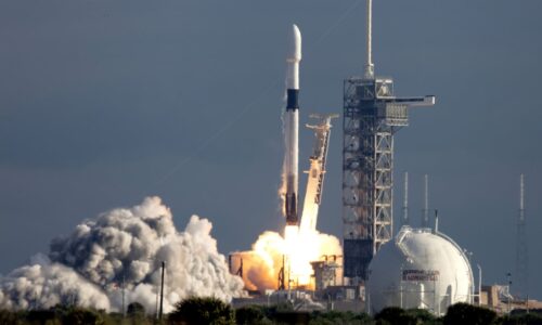 Got $50,000? This Supercharged Space Stock Is a Moonshot in the Making