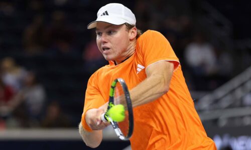 Alex Michelsen denies Valentin Vacherot at ‘home tournament’ Delray Beach | ATP Tour
