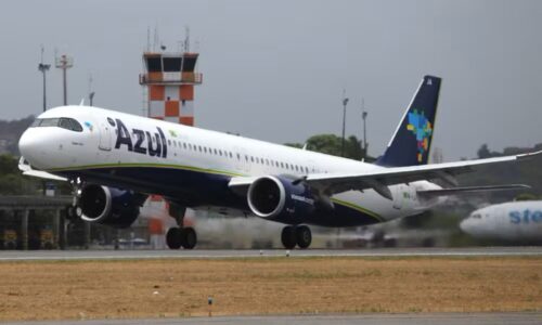 Azul aguarda aval do Cade para aporte da American | Empresas